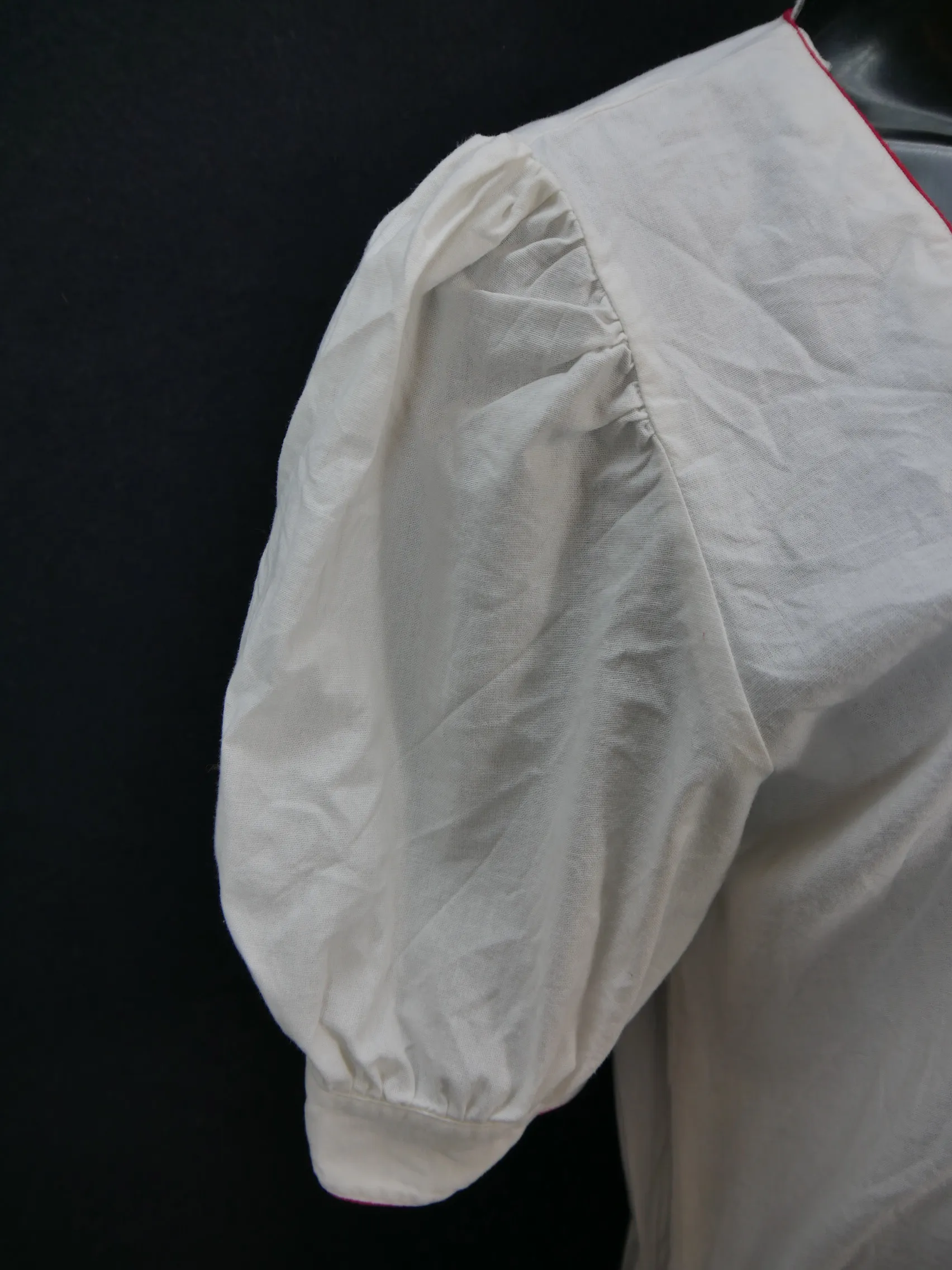 Gr.44 Trachtenbluse weiß Bluse M &G Baumwolle mit Stickerei und Borte TB8685