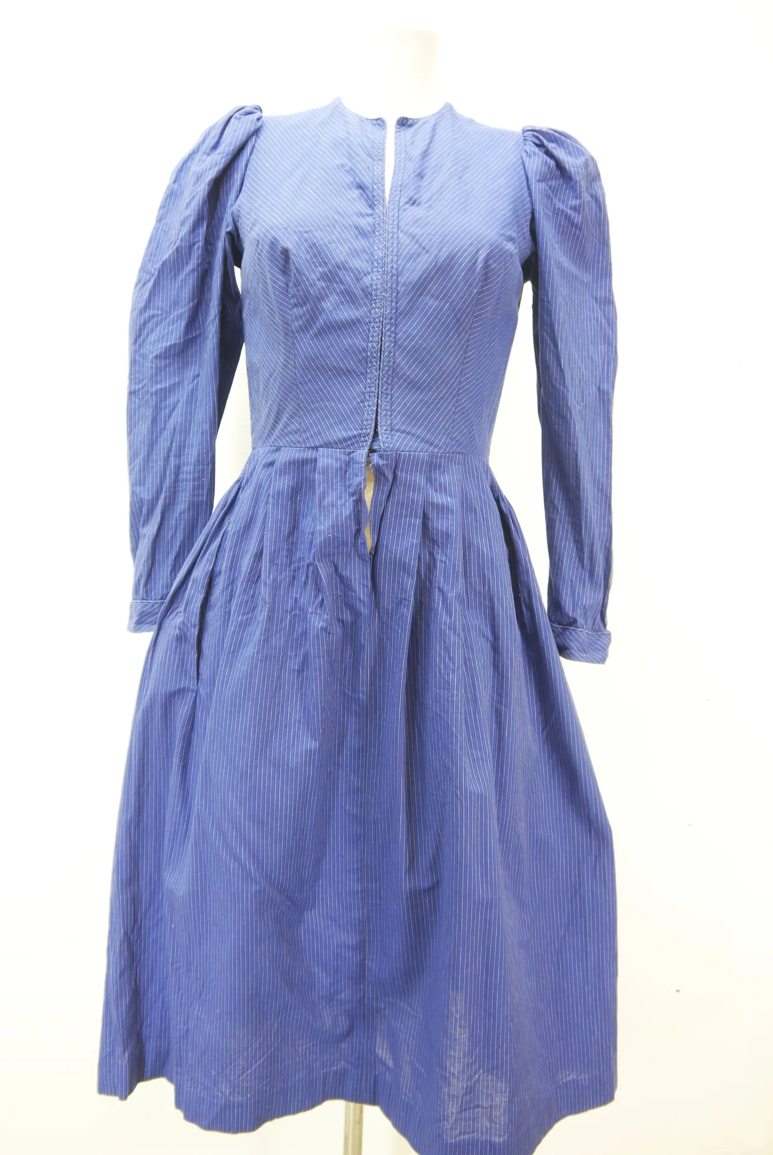 Handarbeit blau mit Puffärmel herrliches Landhaus Kleid Trachtenkleid Gr.34