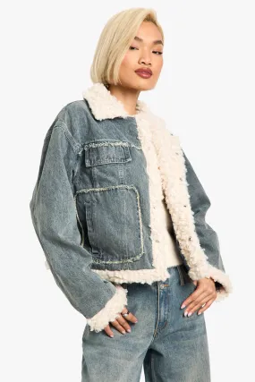 Jeansjacke mit Teddy-Detail
