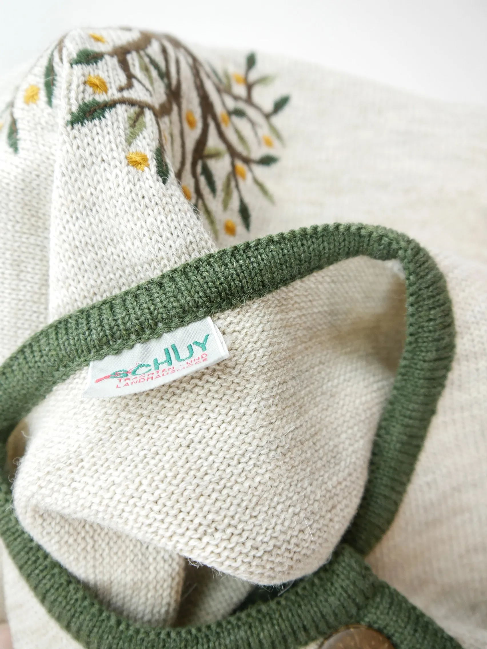 Schly Landhausmode beige Strickweste mit Stickerei Trachtenweste Weste Gr.42