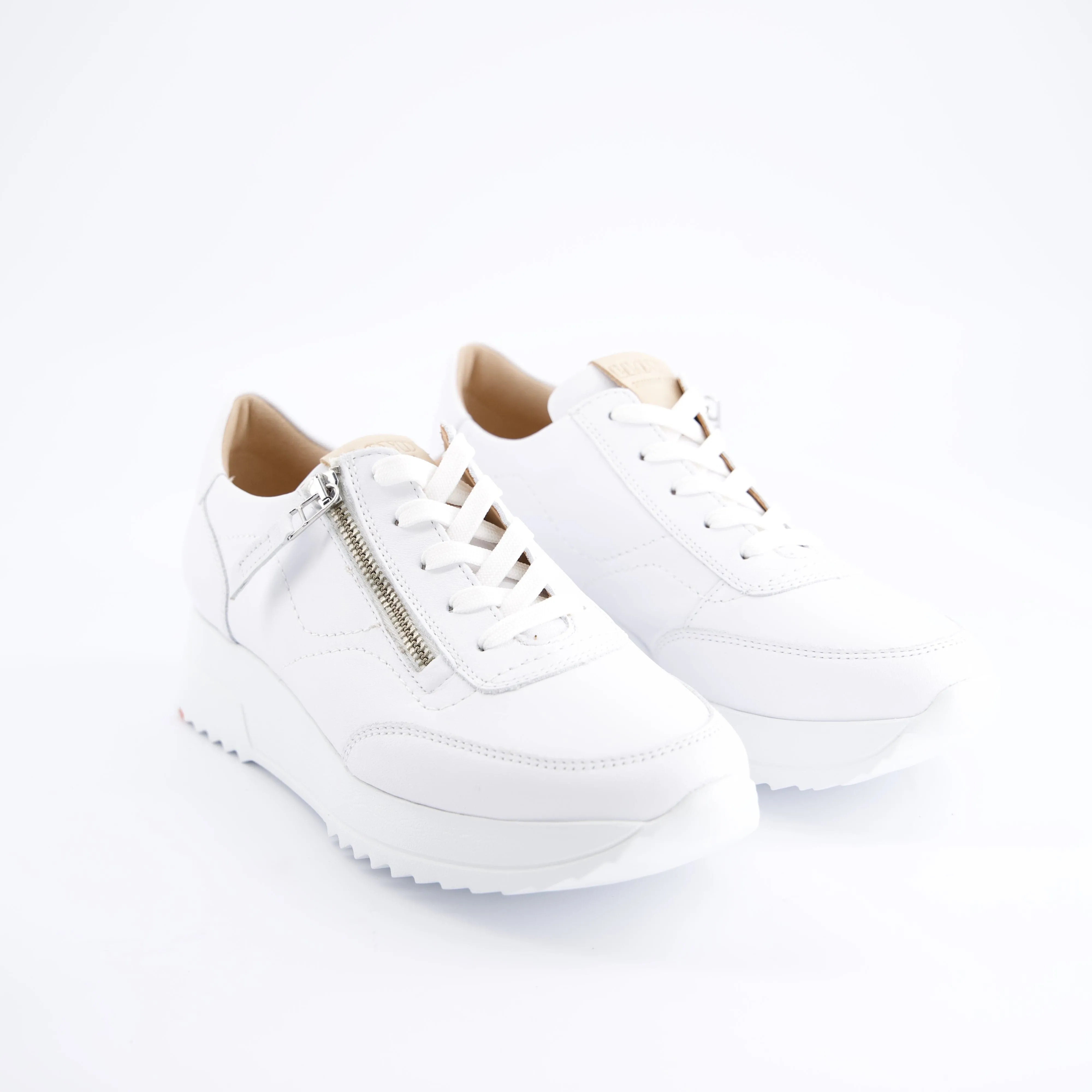 Schnürschuhe