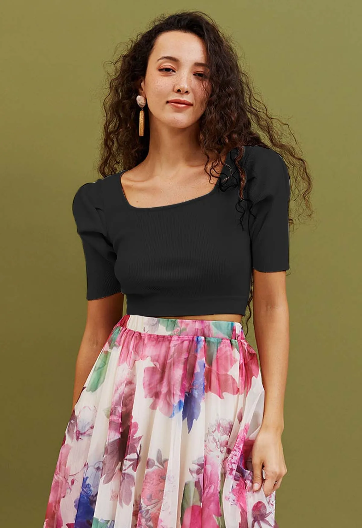 Strick-Crop-Top mit quadratischem Ausschnitt und Puffschultern in Schwarz